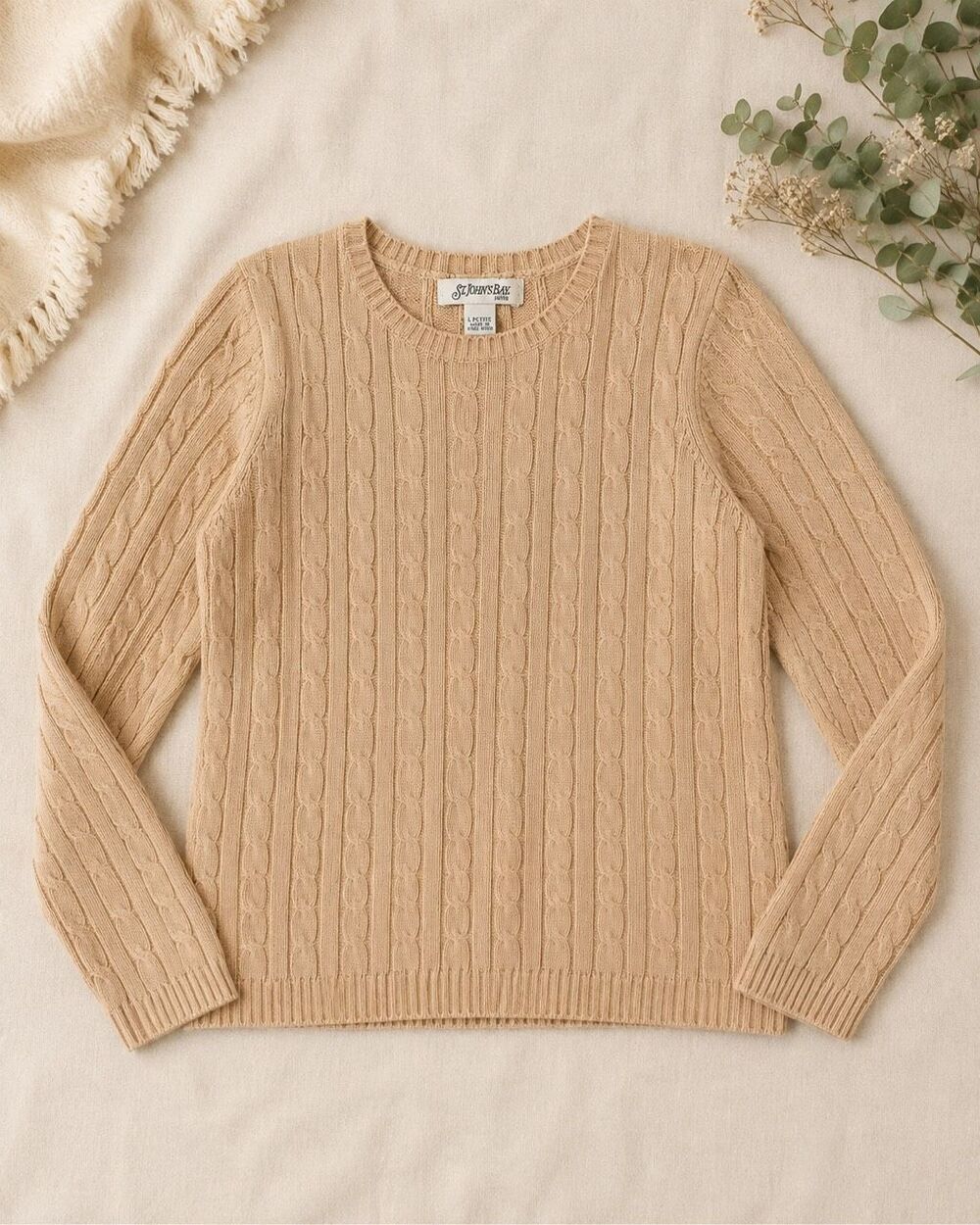 St. John’s Bay Petite Women’s Tan Cable Knit Sweater Size L Petite - Picture 2 of 3